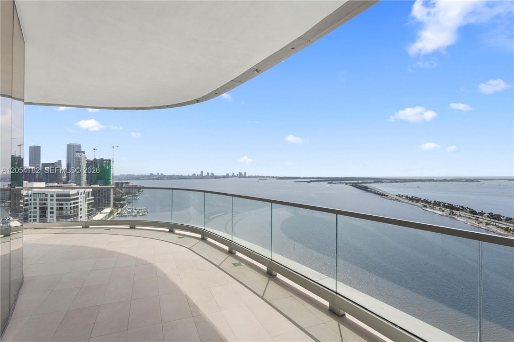 175 SE 25th Rd, Unit 2701, Brickell